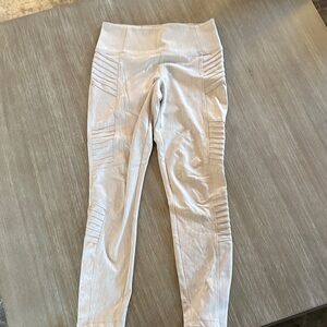 Athleta beige animal print  High-Waisted Leggings